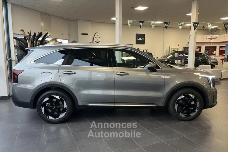 Kia Sorento 2025 1.6 T-GDi Plug-in Hybrid 4WD ExecutiveLine 7p. NIE - <small></small> 69.950 € <small></small> - #11