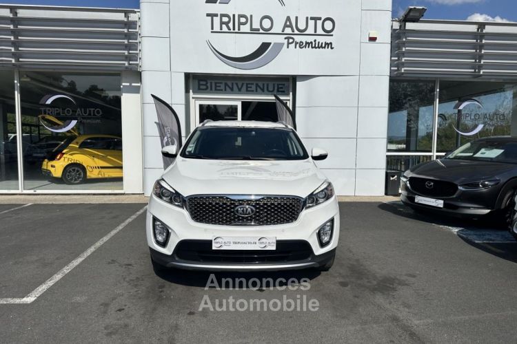 Kia Sorento 2.2 CRDI - 200 7pl 4x2 SUIVI COMPLET Gps + Attelage + Camera AR - <small></small> 21.990 € <small>TTC</small> - #2