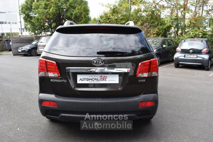 Kia Sorento II 2.2 CRDi FAP AWD 16V 197 cv Boîte auto - <small></small> 8.990 € <small>TTC</small> - #6