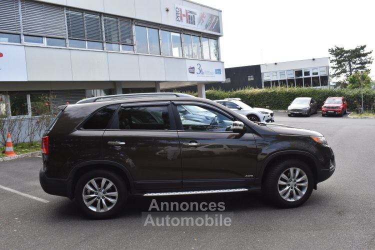 Kia Sorento II 2.2 CRDi FAP AWD 16V 197 cv Boîte auto - <small></small> 8.990 € <small>TTC</small> - #8