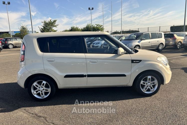 Kia Soul 1.6 CRDI PLAY - <small></small> 6.690 € <small>TTC</small> - #13