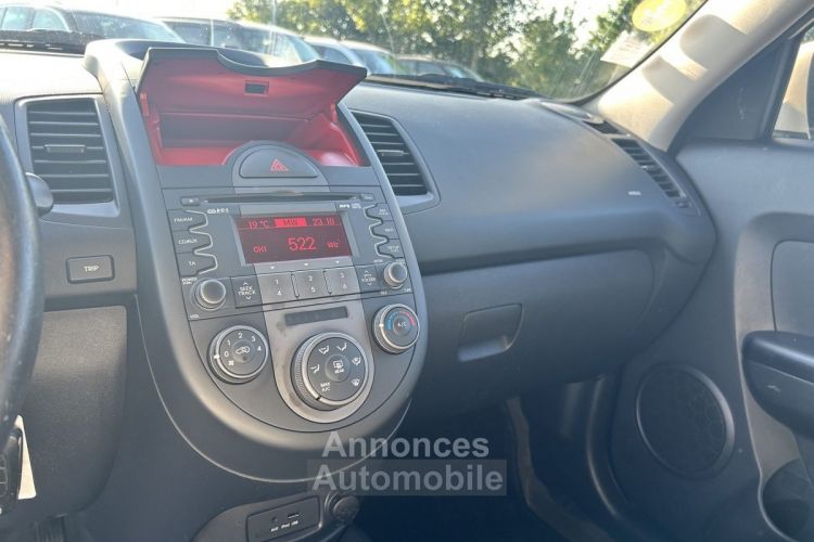 Kia Soul 1.6 CRDI PLAY - <small></small> 6.690 € <small>TTC</small> - #20