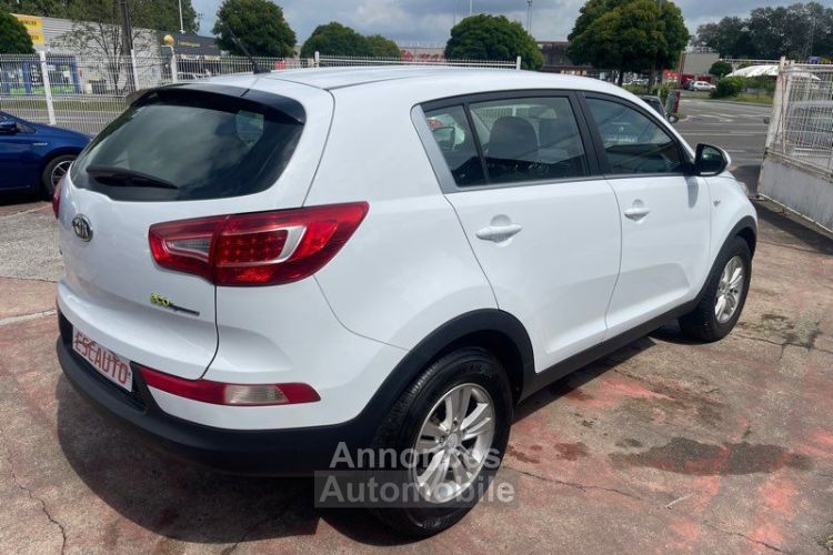 Kia Sportage 1,7 crdi 115 cv - <small></small> 8.490 € <small>TTC</small> - #4