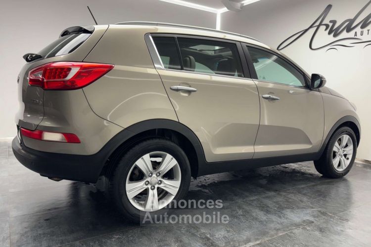 Kia Sportage 1.7 CRDi 2WD TOIT OUV SIEGE CHAUFF AV+AR 1ER PROP - <small></small> 7.950 € <small>TTC</small> - #16