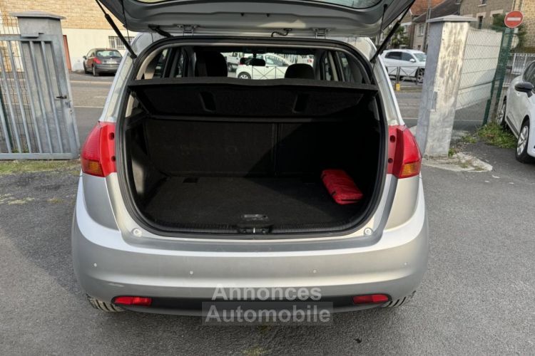 Kia Venga 1.4 CRDi FAP - 90 Active Clim + Radar AR - <small></small> 7.490 € <small>TTC</small> - #9