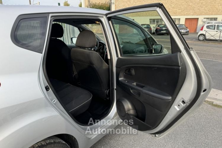 Kia Venga 1.4 CRDi FAP - 90 Active Clim + Radar AR - <small></small> 7.490 € <small>TTC</small> - #12