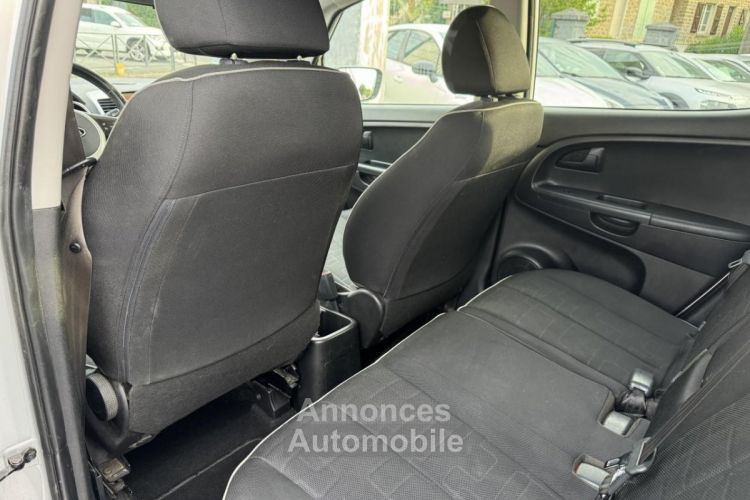 Kia Venga 1.4 CRDi FAP - 90 Active Clim + Radar AR - <small></small> 7.490 € <small>TTC</small> - #21