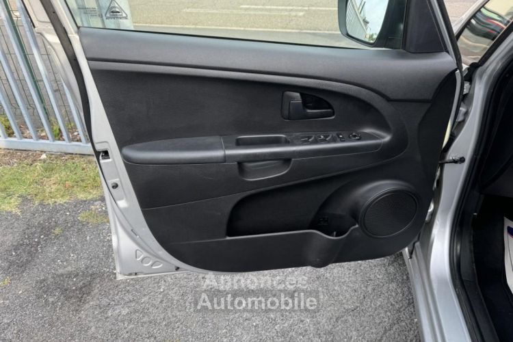 Kia Venga 1.4 CRDi FAP - 90 Active Clim + Radar AR - <small></small> 7.490 € <small>TTC</small> - #24