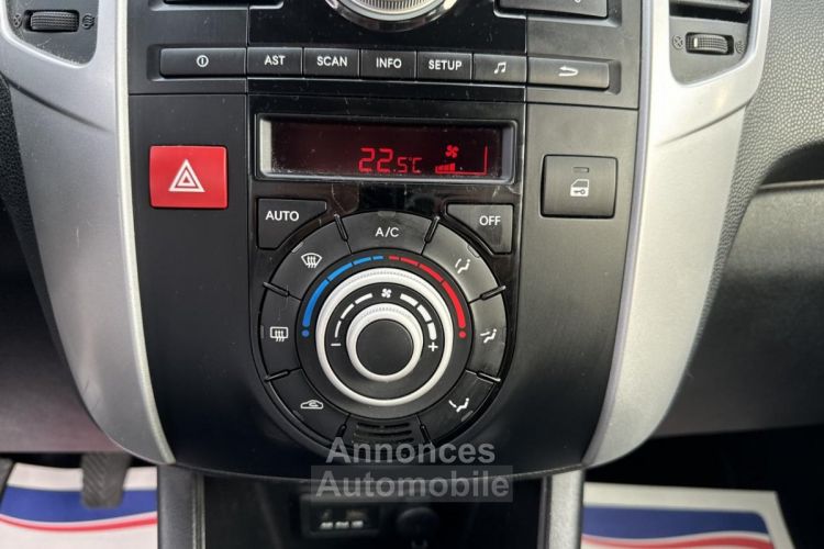 Kia Venga 1.4 CRDi FAP - 90 Active Clim + Radar AR - <small></small> 7.490 € <small>TTC</small> - #36