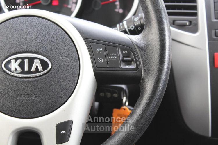 Kia Venga 1.4 CVVT 90 ACTIVE - <small></small> 7.490 € <small>TTC</small> - #13