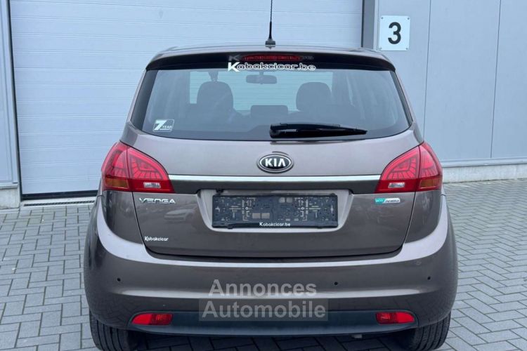 Kia Venga 1.4i Mind -- GPS CAMERA CLIM GARANTIE - <small></small> 10.990 € <small>TTC</small> - #5