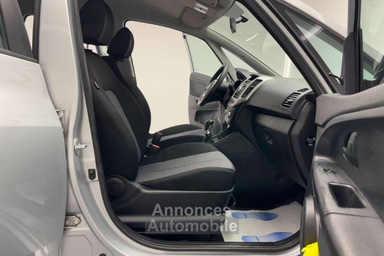 Kia Venga 1.4i PHARE AUTO GARANTIE 12 MOIS - <small></small> 9.999 € <small>TTC</small> - #9