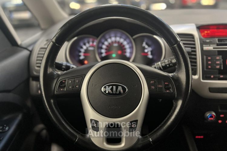 Kia Venga 1.6 CRDi 115 CH Premium - <small></small> 8.990 € <small>TTC</small> - #13