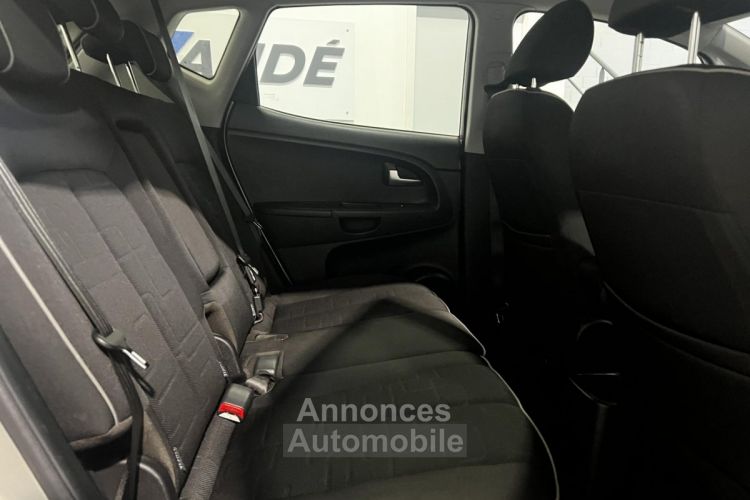 Kia Venga 1.6 CRDi 115 CH Premium - <small></small> 8.990 € <small>TTC</small> - #18