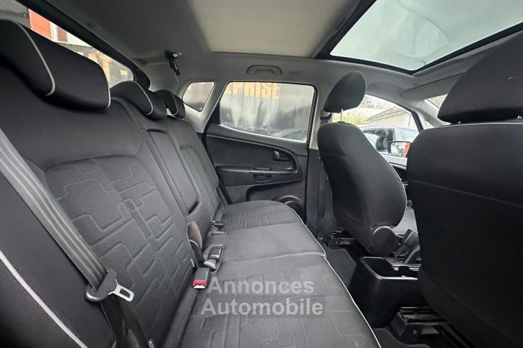 Kia Venga 1.6 CRDI115 FAP URBAN CHIC - <small></small> 3.990 € <small>TTC</small> - #6