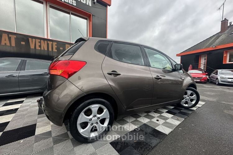 Kia Venga 1.6 CRDI115 FAP URBAN CHIC - <small></small> 3.990 € <small>TTC</small> - #8