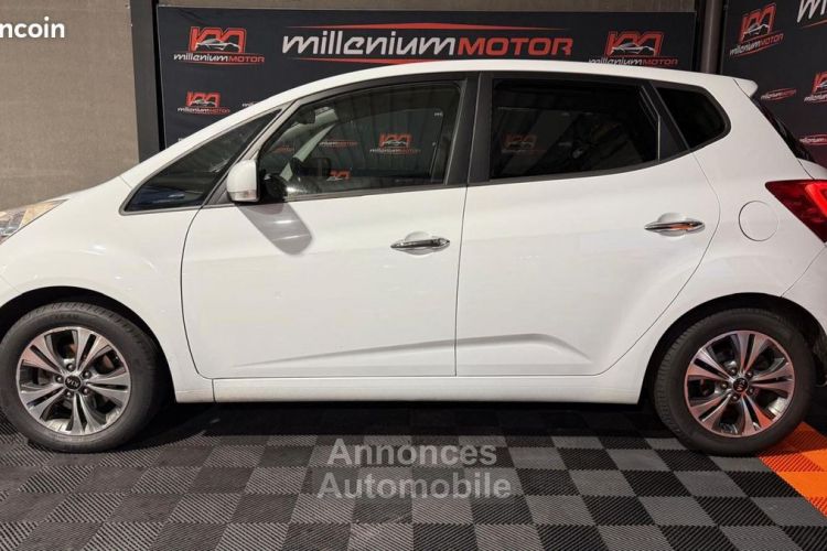 Kia Venga premium 1.6 crdi 115 cv garantie 6 mois - <small></small> 9.990 € <small>TTC</small> - #2