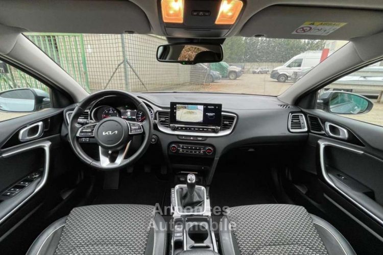 Kia XCeed 1.6 CRDi MHEV - <small></small> 19.500 € <small></small> - #9