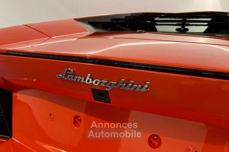 Lamborghini Aventador COUPE 6.5 V12 700 LP700-4 - <small></small> 299.900 € <small>TTC</small> - #25