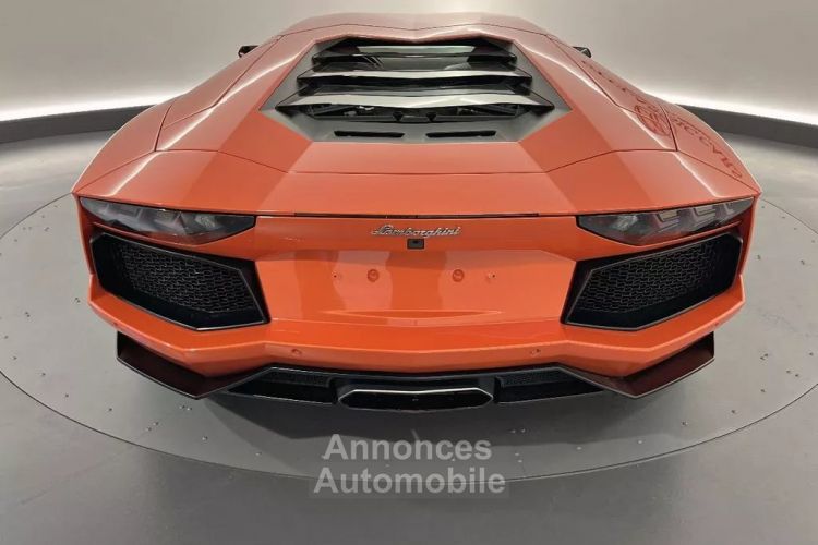 Lamborghini Aventador COUPE 6.5 V12 700 LP700-4 - <small></small> 299.900 € <small>TTC</small> - #26