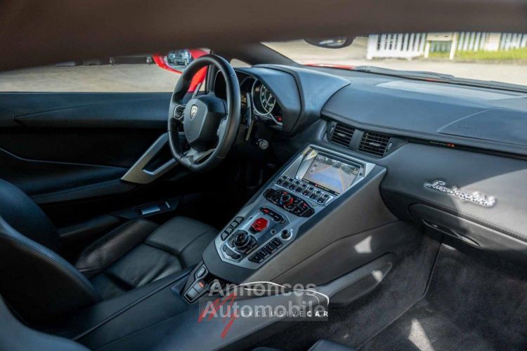 Lamborghini Aventador COUPE 6.5 V12 700 LP700-4 - Suivi Lamborghini - Carbone - Parfait état - Française - <small></small> 264.990 € <small>TTC</small> - #36