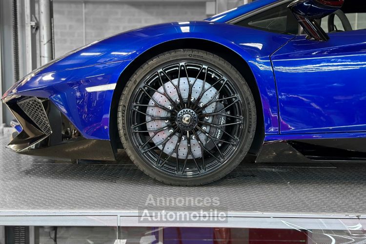 Lamborghini Aventador Lamborghini Aventador SV V12 750-4 – BLU SIDERIS – AD PERSONAM – 1 Of 600 - <small></small> 445.000 € <small>TTC</small> - #20