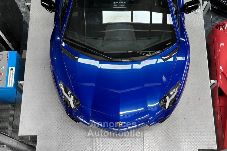 Lamborghini Aventador Lamborghini Aventador SV V12 750-4 – BLU SIDERIS – AD PERSONAM – 1 Of 600 - <small></small> 445.000 € <small>TTC</small> - #35