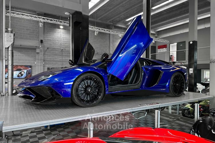 Lamborghini Aventador Lamborghini Aventador SV V12 750-4 – BLU SIDERIS – AD PERSONAM – 1 Of 600 - <small></small> 445.000 € <small>TTC</small> - #39