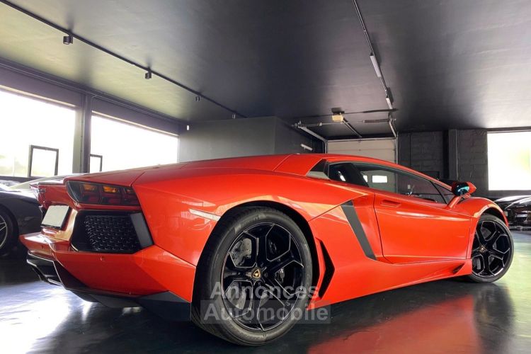 Lamborghini Aventador LIFT NAVI CUIR CAMERA GARANTIE 12 MOIS - <small></small> 236.900 € <small>TTC</small> - #15