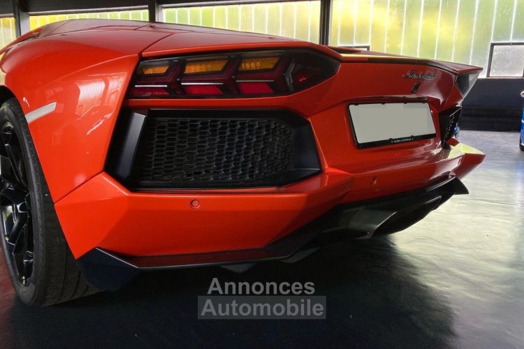 Lamborghini Aventador LIFT NAVI CUIR CAMERA GARANTIE 12 MOIS - <small></small> 236.900 € <small>TTC</small> - #17