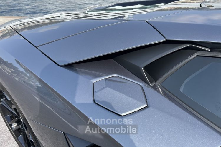 Lamborghini Aventador LP 700-4 - <small></small> 315.000 € <small>TTC</small> - #25