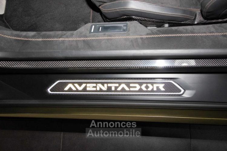 Lamborghini Aventador ROADSTER 6.5 V12 780 ULTIMAE - <small></small> 999.900 € <small>TTC</small> - #15