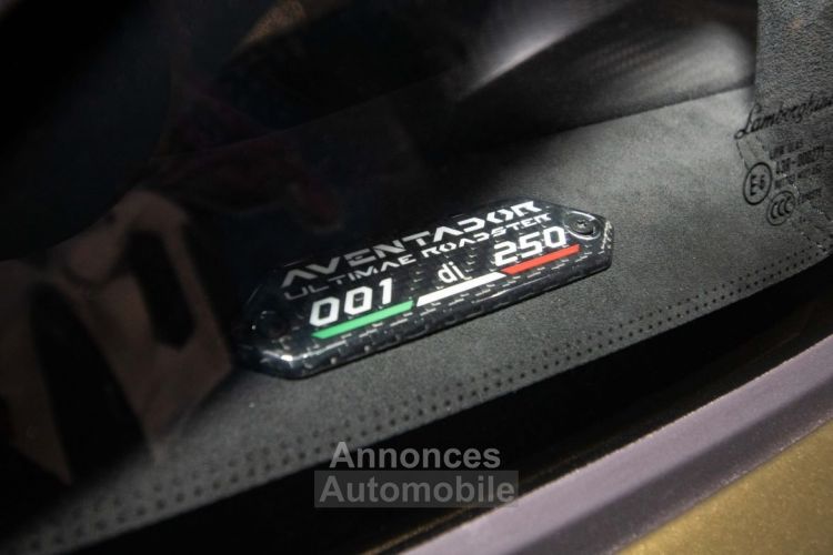 Lamborghini Aventador ROADSTER 6.5 V12 780 ULTIMAE - <small></small> 999.900 € <small>TTC</small> - #28