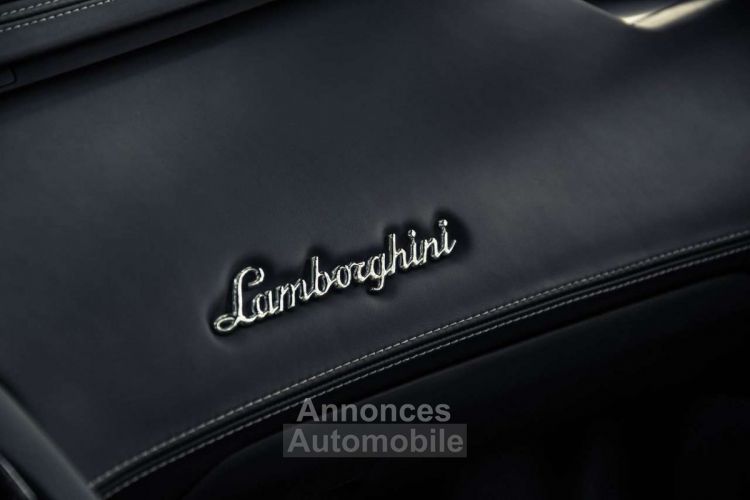 Lamborghini Aventador ROADSTER LP700-4 - <small></small> 349.950 € <small>TTC</small> - #25