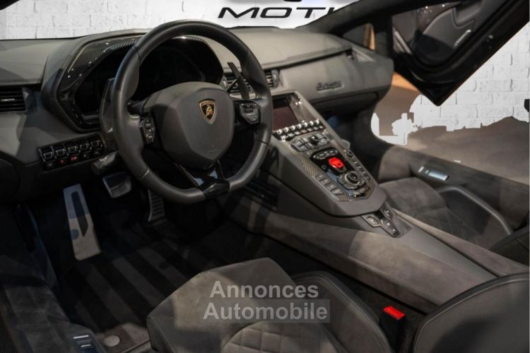 Lamborghini Aventador S Roadster 6.5 V12 740 - <small></small> 385.990 € <small>TTC</small> - #19