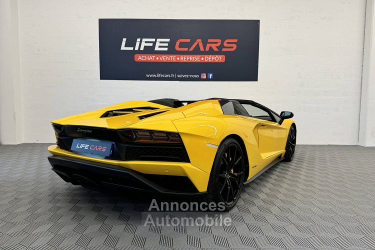 Lamborghini Aventador Spyder LP 740-4 S Roadster Céramique 2018 741ch Française entretien garantie 12 mois - <small></small> 374.990 € <small>TTC</small> - #8