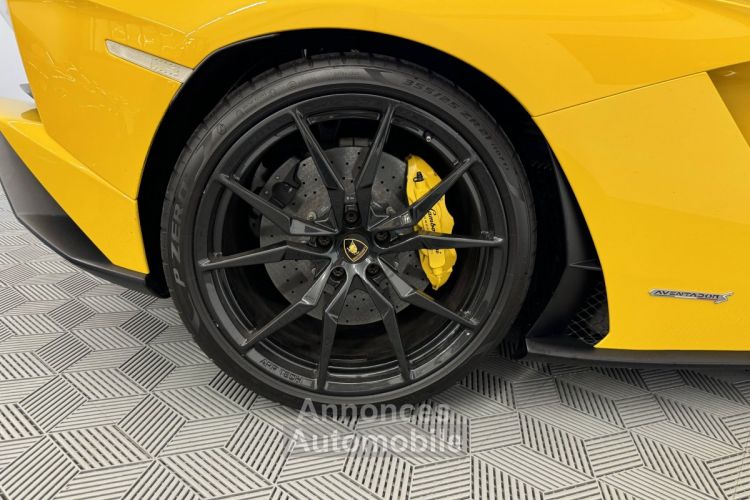 Lamborghini Aventador Spyder LP 740-4 S Roadster Céramique 2018 741ch Française entretien garantie 12 mois - <small></small> 374.990 € <small>TTC</small> - #19