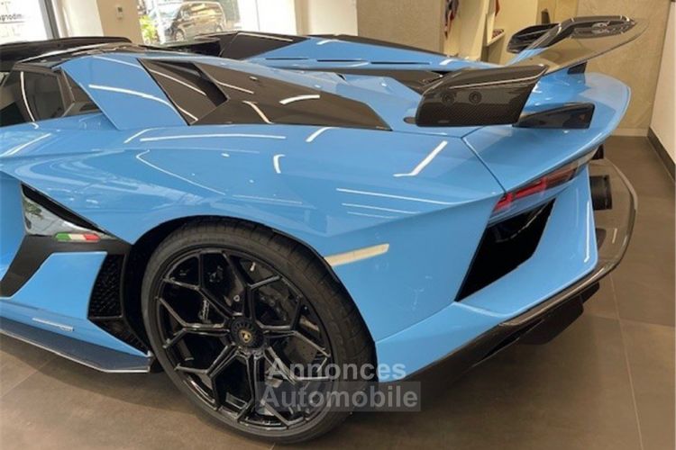 Lamborghini Aventador SVJ 6.5 V12 770 - <small></small> 670.000 € <small>TTC</small> - #9