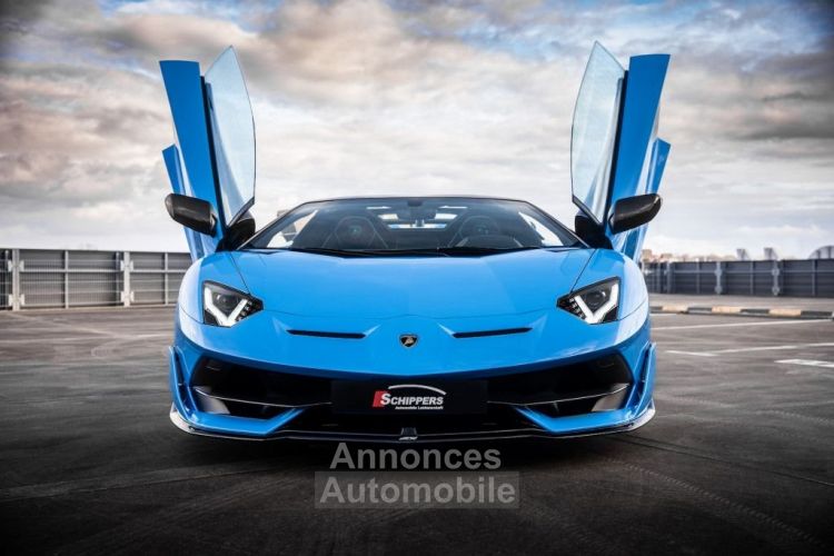Lamborghini Aventador SVJ Roadster 1/800 V12 6.5 770 ch - <small></small> 669.700 € <small>TTC</small> - #9