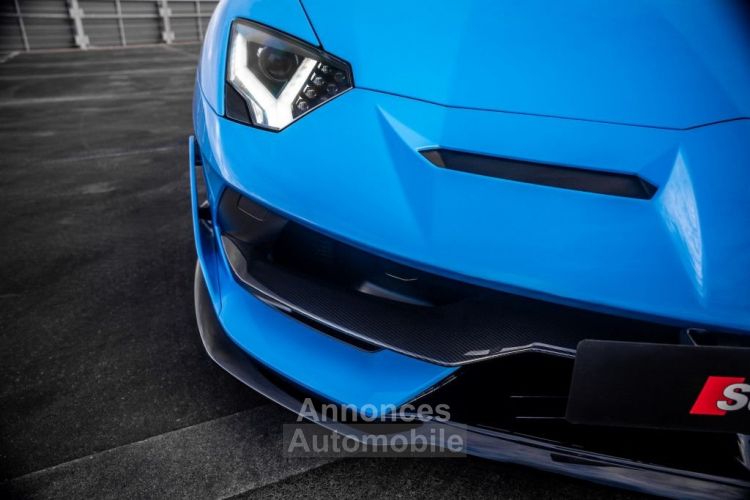 Lamborghini Aventador SVJ Roadster 1/800 V12 6.5 770 ch - <small></small> 669.700 € <small>TTC</small> - #10
