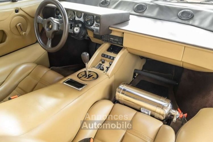 Lamborghini Countach 1985 LP5000 QV - <small></small> 814.900 € <small>TTC</small> - #9