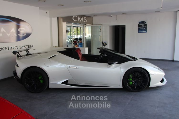 Lamborghini Huracan 5.2 V10 LP 610-4 Spyder - <small>A partir de </small>2.190 EUR <small>/ mois</small> - #4