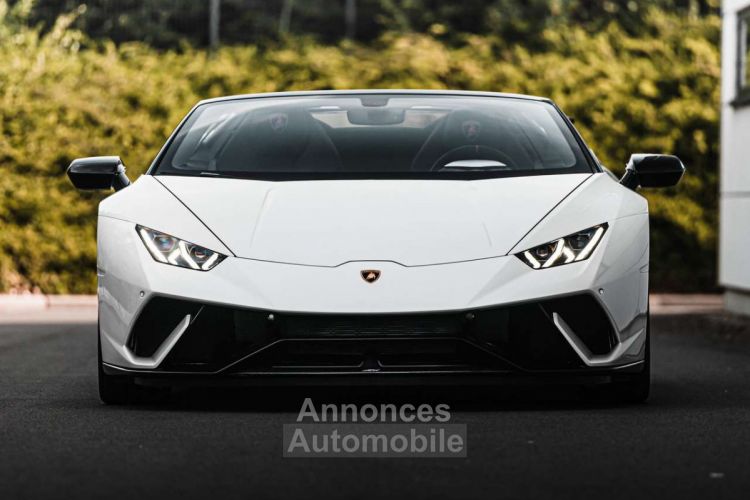 Lamborghini Huracan Huracán Performante Spyder Bianco Comes - <small></small> 359.900 € <small>TTC</small> - #2