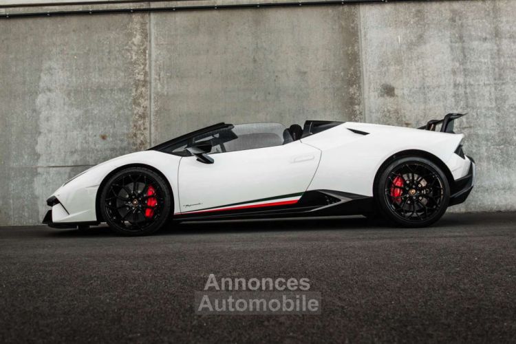 Lamborghini Huracan Huracán Performante Spyder Bianco Comes - <small></small> 359.900 € <small>TTC</small> - #7