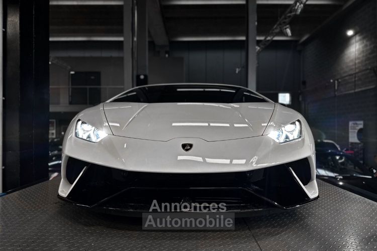 Lamborghini Huracan HURACÁN PERFORMANTE V10 5.2 – Bianco Monocerus - <small></small> 295.000 € <small></small> - #17