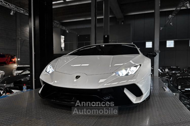Lamborghini Huracan HURACÁN PERFORMANTE V10 5.2 – Bianco Monocerus - <small></small> 295.000 € <small></small> - #20