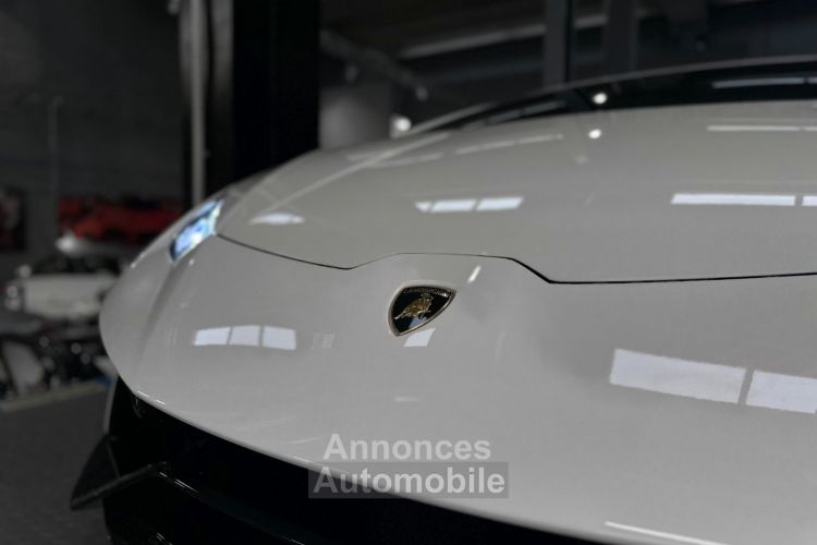 Lamborghini Huracan HURACÁN PERFORMANTE V10 5.2 – Bianco Monocerus - <small></small> 295.000 € <small></small> - #36