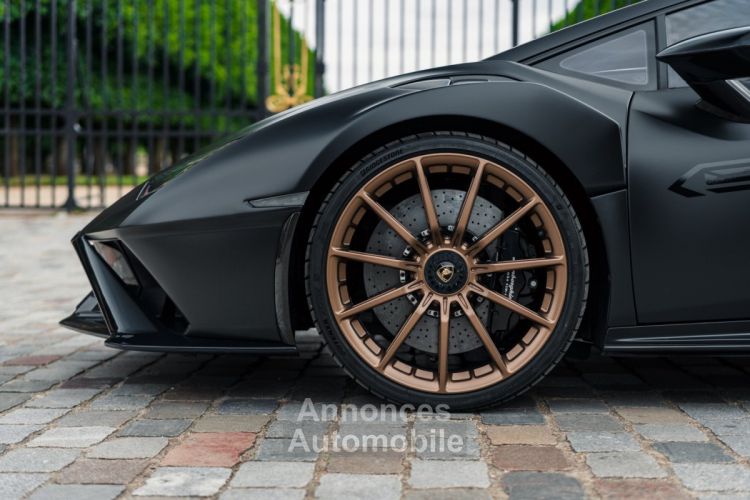 Lamborghini Huracan Huracán STO *Nero Nemesis* - <small></small> 459.000 € <small>TTC</small> - #6