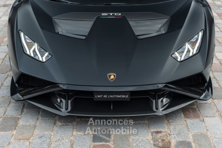 Lamborghini Huracan Huracán STO *Nero Nemesis* - <small></small> 459.000 € <small>TTC</small> - #43