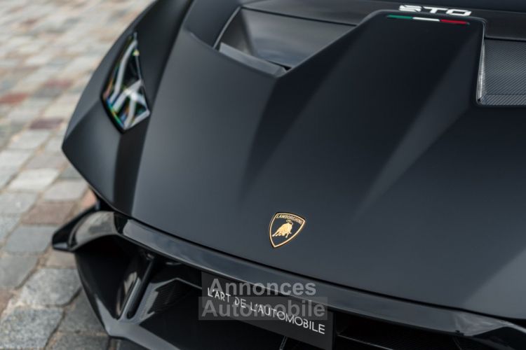 Lamborghini Huracan Huracán STO *Nero Nemesis* - <small></small> 459.000 € <small>TTC</small> - #46